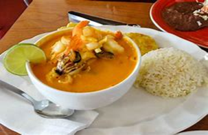 Sopa de marisco con leche de coco Sopa de marisco con leche de coco