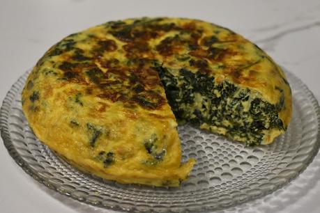 Tortilla de Kale con cebolla tierna