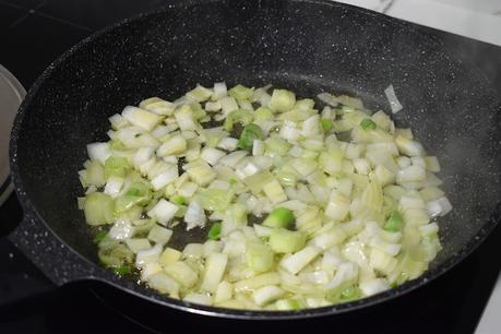 Tortilla de Kale con cebolla tierna