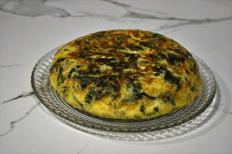 Tortilla de Kale con cebolla tierna