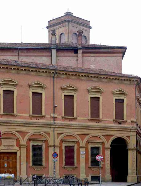 La Torre Astronómica de la Specola en Bolonia