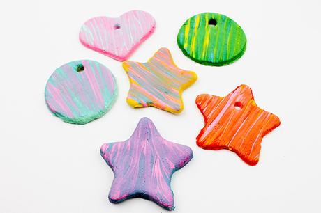 Receta y tutorial de adornos de masa de sal: ideas de manualidades navideñas para niños 125 Tutorial de adornos de masa de sal