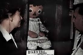 De fantasmas y demonios