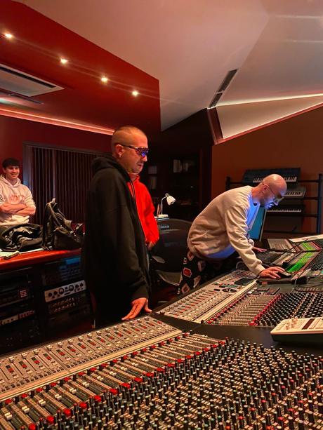 Tuny D: El productor y compositor que lleva su trabajo a otro nivel Tuny D 1