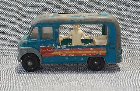 Commer furgoneta para venta de helados de Matchbox del año 1963