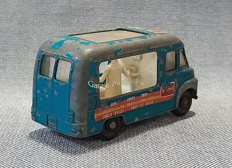 Commer furgoneta para venta de helados de Matchbox del año 1963