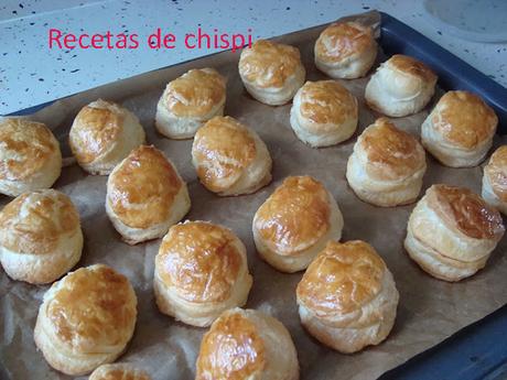 BOCADITOS DE HOJADRE CON CREMA PASTELERA