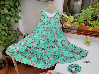 VESTIDO DE VOLANTES Y CONJUNTO BLUSA + PANTALON CORTITO VESTIDO DE VOLANTES Y CONJUNTO BLUSA + PANTALON CORTITO