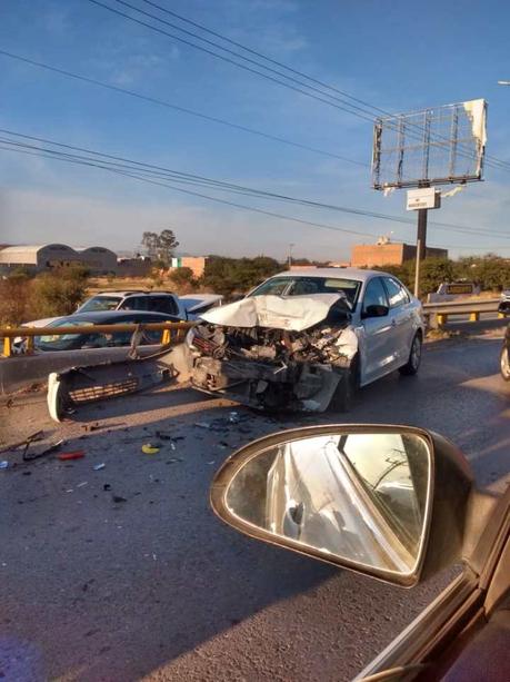 (video) Se reportan múltiples choques en Anillo Periférico Norte