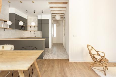 delikatissen scandi barcelona Reformas Barcelona open plan nordic style estilo nórdico estilo escandinavo distribución abierta diseño interiores barcelona reno apartamento barcelona el born  