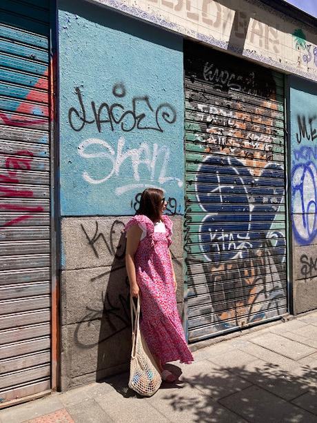 A SUNDAY STORY.- A SUNDAY STORY.-