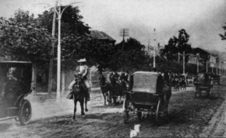 1914: Picador por la Calle San Fernando de Santander…
