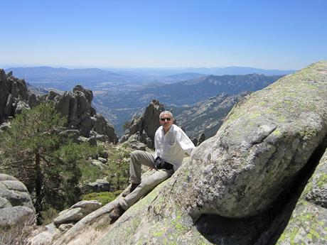 CALLEJÓN DE ABEJAS CALLEJÓN DE ABEJAS