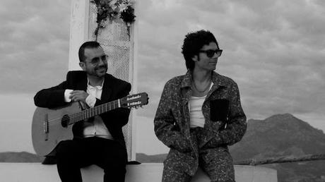 CAREY: 'TACÓN AMARGO'