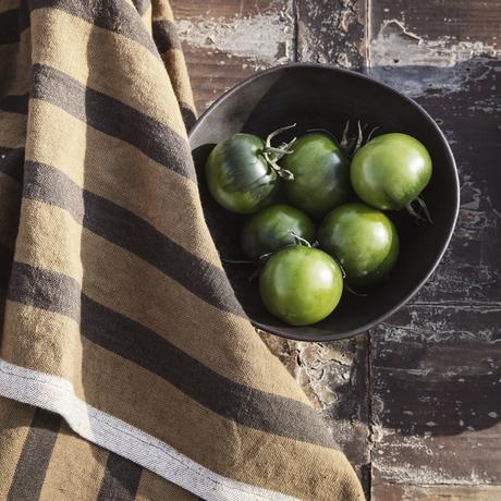 delikatissen summer table scandinavian tableware scandinavian porcelain mesas nordicas mesas escandinavas mesas de verano menaje mesa nordico ferm living table  