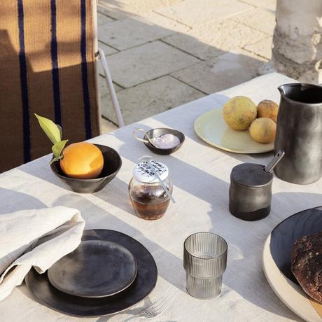 delikatissen summer table scandinavian tableware scandinavian porcelain mesas nordicas mesas escandinavas mesas de verano menaje mesa nordico ferm living table  