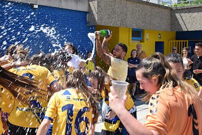 Galería de clics del ascenso de la EE Guineueta a Preferente