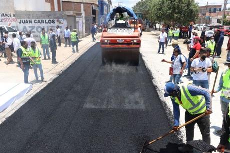 Continúa Enrique Galindo con paso firme el programa Vialidades Potosinas