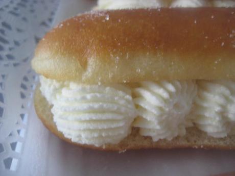 Hoy una de las piezas de repostería que en cada lugar rec...