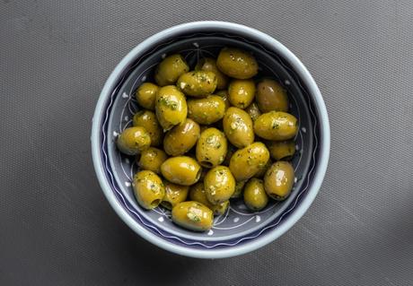 aceitunas para acompañar queso