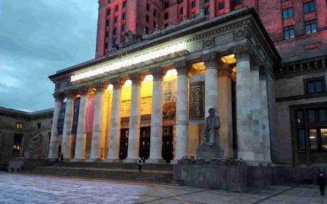 Copérnico en el “Palacio de la Cultura y la Ciencia” de Varsovia