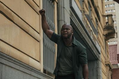 ASEDIO DE SILVERTONE, EL (SILVERTON SIEGE) (Sudáfrica, 2022) Thriller, Histórico, Social, Político