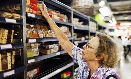 Subir un 15 % las pensiones no contributivas beneficiaria a los sectores más vulnerables