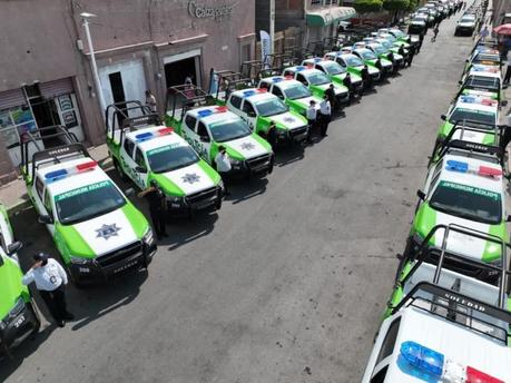 Atestigua Ricardo Gallardo entrega de patrullas en Soledad de Graciano Sánchez