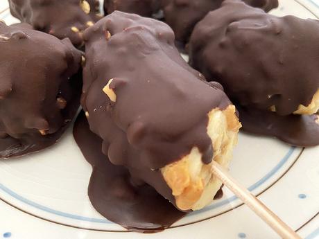 delikatissen snickers helados peanut butter banana ice cream home made icecream helados de plátano helados de chocolate y cacahuete helados caseros frozen snickers banana frozen banana banana pops  