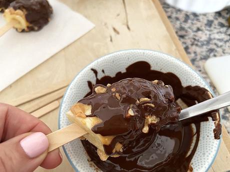 delikatissen snickers helados peanut butter banana ice cream home made icecream helados de plátano helados de chocolate y cacahuete helados caseros frozen snickers banana frozen banana banana pops  