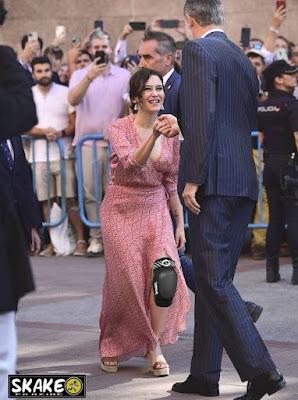 Lleno en El Rocío… Y la falta de explicaciones del Emérito.