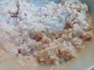 PASTEL SALADO CON PAN DE MOLDE, SURIMI, ATÚN, HUEVO Y LANGOSTINOS