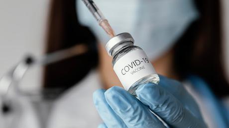 Moderna anuncia avances en vacunas contra COVID-19 e influenza estacional
