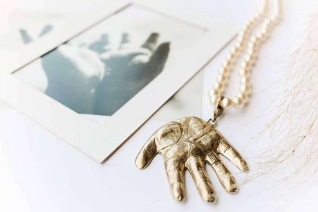 Regalos para madres ideales en la web de Dejando Huella Joyas