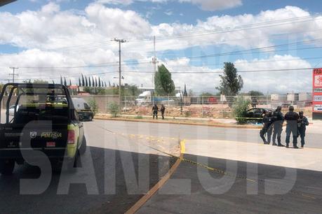 Ejecutan a 3 personas en la entrada a la delegación de La Pila