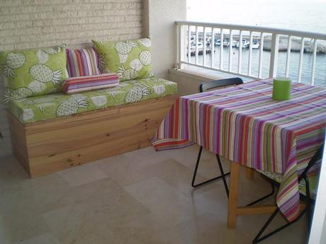 Tú Preguntas!! Ideas para pintar o decorar el baúl sofá de una terraza