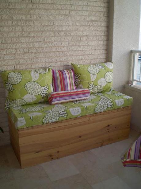 Tú Preguntas!! Ideas para pintar o decorar el baúl sofá de una terraza Tú Preguntas!! Ideas para pintar o decorar el baúl sofá de una terraza