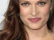 Vinessa Shaw convierte sirena