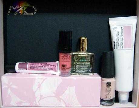GlossyBox-completa Primera GlossyBox