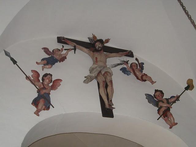 CALLEJEANDO EN SALZBURGO 3: FRANZISKANERKIRCHE, EL PFERDESCHWÄMME, EL MÜLLNERKIRCHE Y UN PASEO POR LAS ORILLAS DEL SALACH