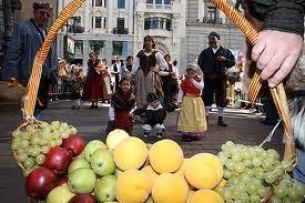 Ofrenda de Flores y Frutas a la Virgen del Pilar 2011