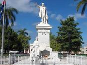 Siempre esplendorosa escultura José Martí Cienfuegos