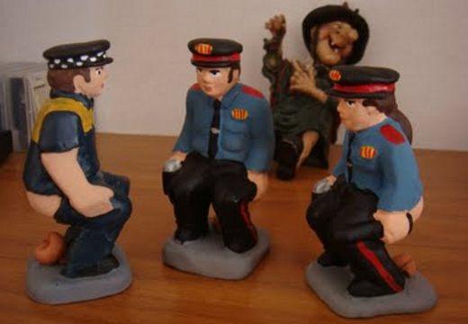 police-caganer-barcelona.JPG