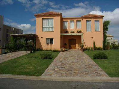 FACHADAS RUSTICAS Y ACTUALES