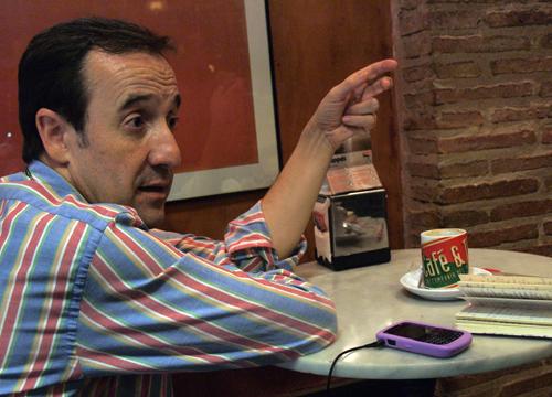 Dentro de poco, Carlos López Fonseca, escritor y periodista