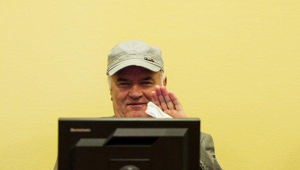 Ratko Mladic en espera de juicio ante Tribunal Internacional es hospitalizado por neumonía