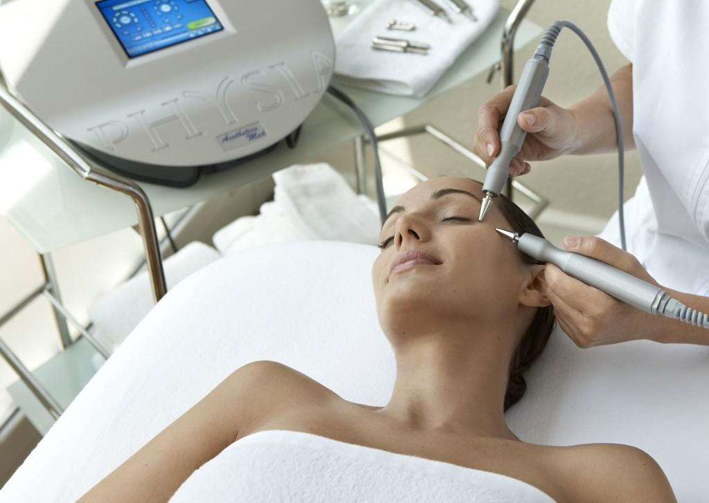 EMPECHANDO A REJUVENECER