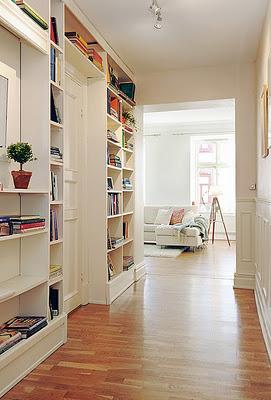 DECORANDO CON LIBRERIAS SOBRE LAS PUERTAS