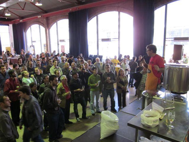 Ven a Hacer Cerveza (15 Oct 2011) Feria-Taller para la promoción de cervezas naturales