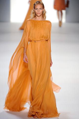 Elie Saab y su glamorosa colección en París Fashion Week!!!